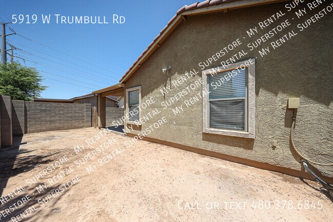 Building Photo - 5919 W Trumbull Rd