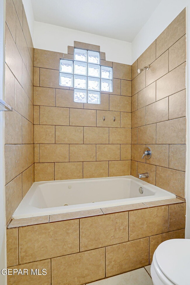 Building Photo - 14232 Charles Pollock Ave