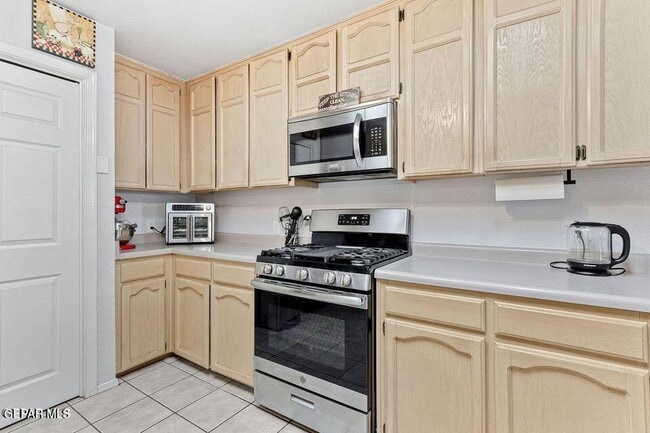 Building Photo - 766 Espada Dr