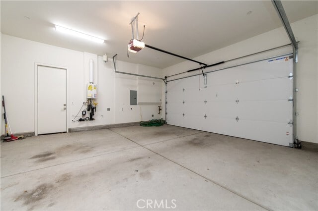 Building Photo - 55 Crater