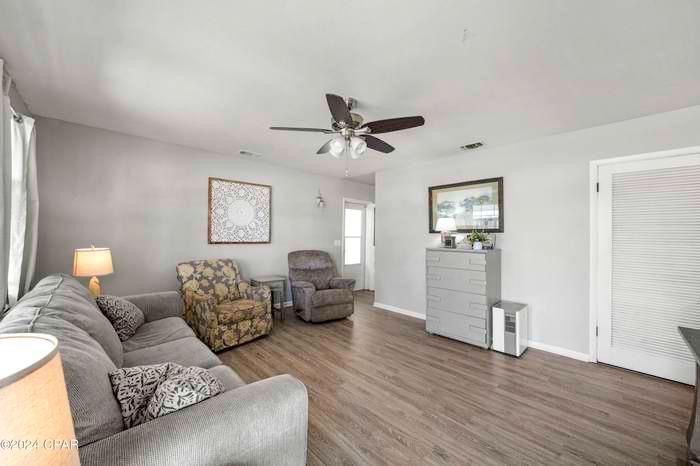Building Photo - 15012 Royal Palm Ave