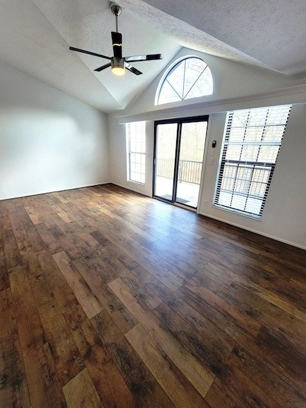 Building Photo - 1608 Shady Cove Ln