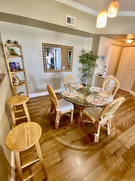 Building Photo - 4411 Tuscany Way