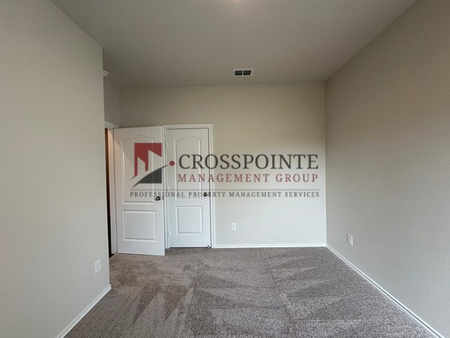 Building Photo - 4 Bedroom 2 Bath in Whitehouse ISD!