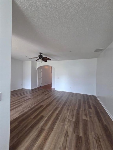 Building Photo - 357 Azalea Cir