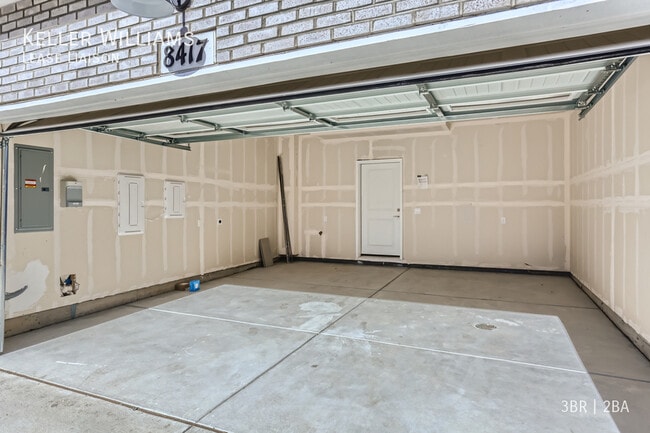 Building Photo - 8417 Mount Kataka St