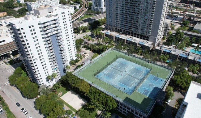 Building Photo - 850 N Miami Ave