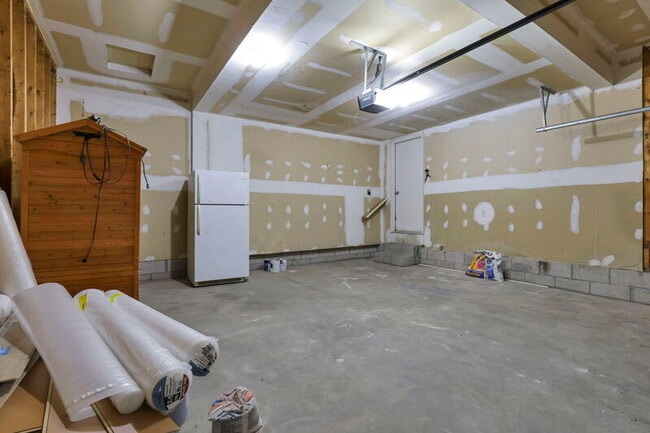 Building Photo - 3112 Fabyan Dr
