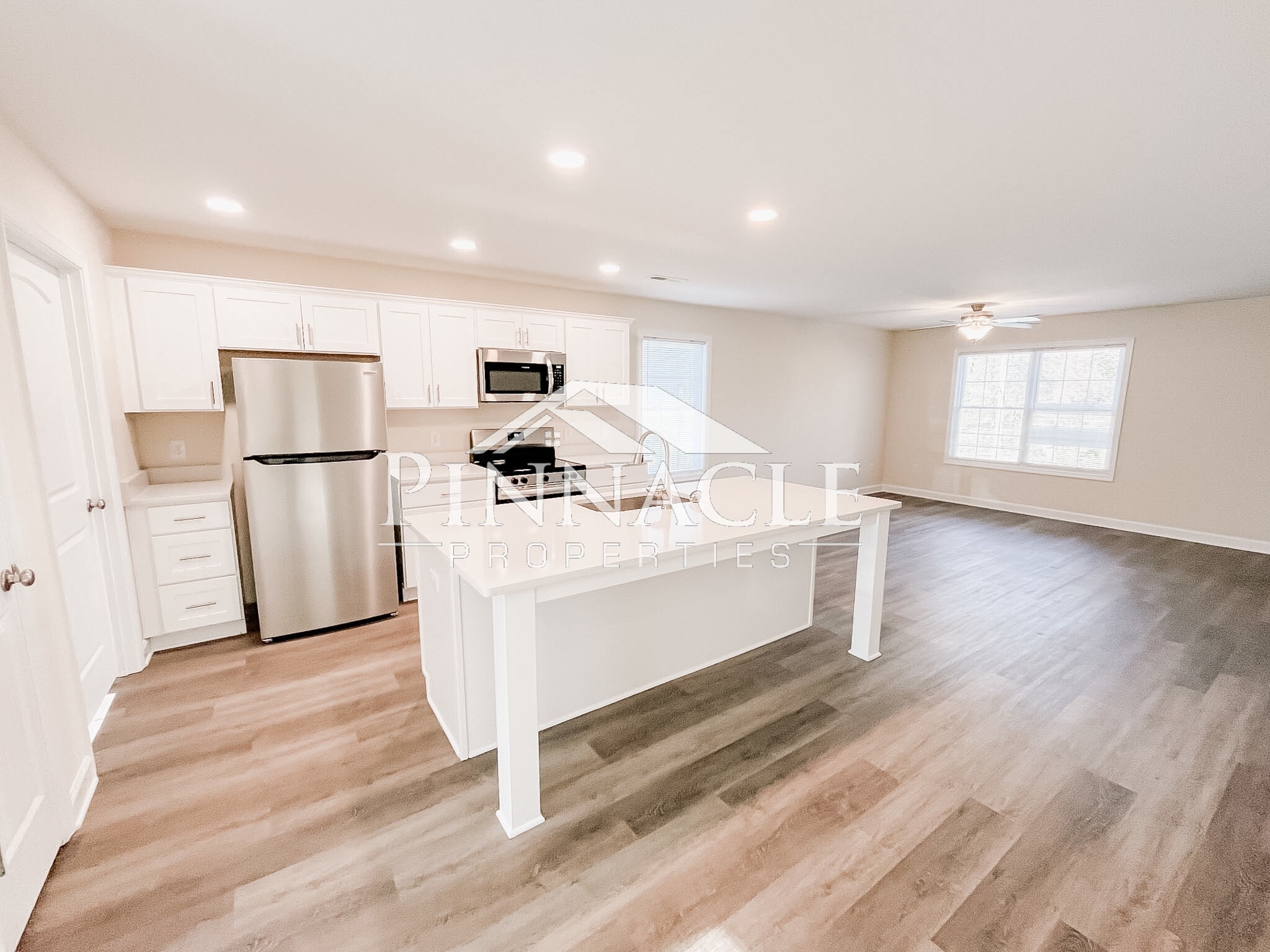 Building Photo - 209 Munford St