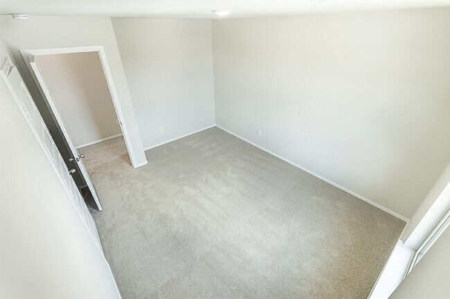 Building Photo - 8205 Red Spruce St