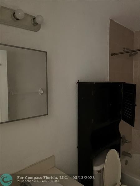 Building Photo - 1208 N 57th Ave