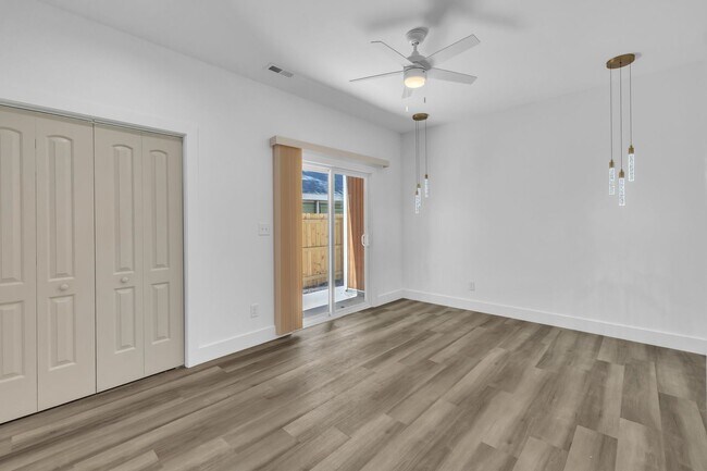 Building Photo - *Modern Construction Luxury Townhome - Downtown Raleigh*