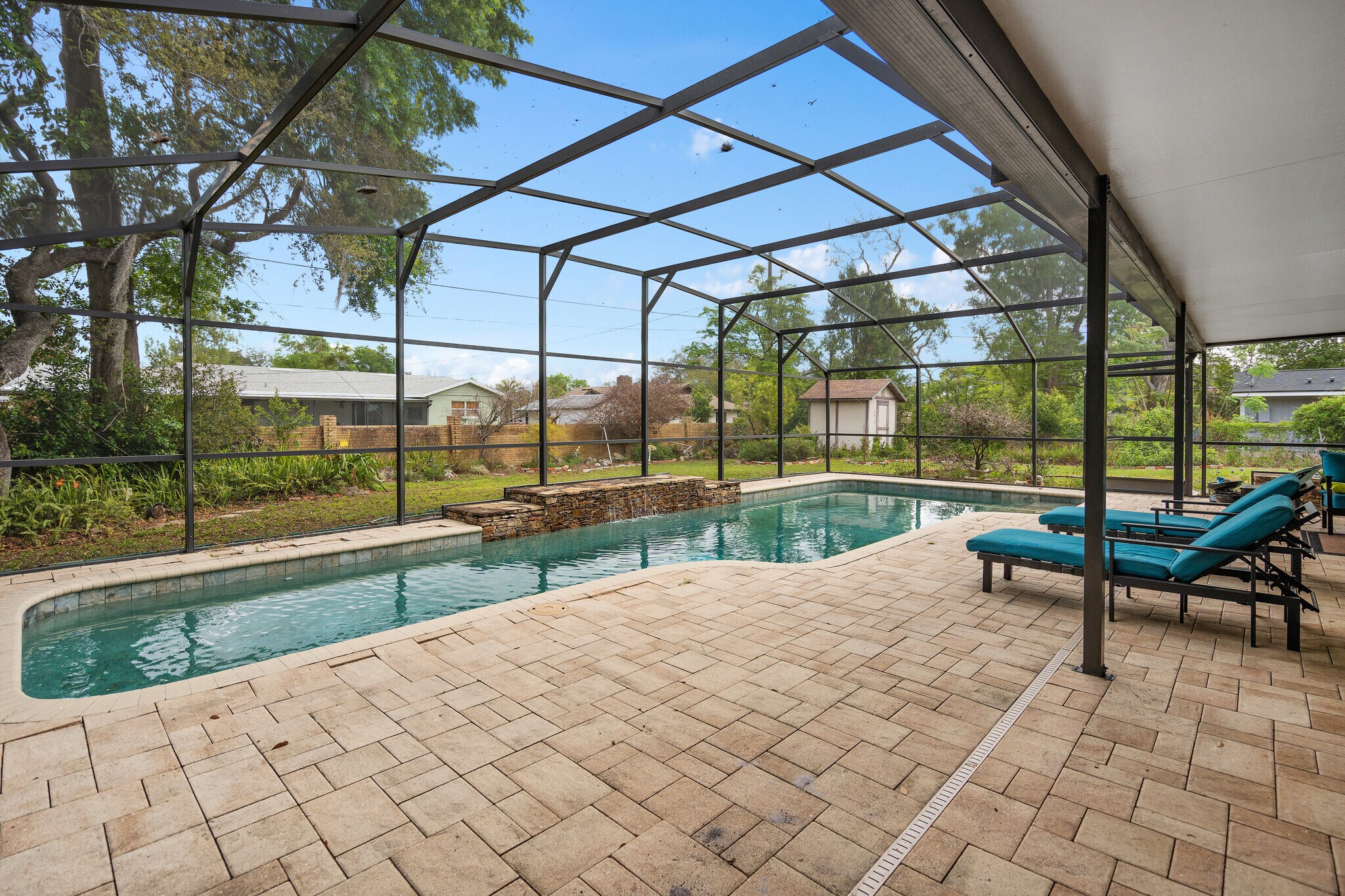 Building Photo - 3419 Seminole Dr