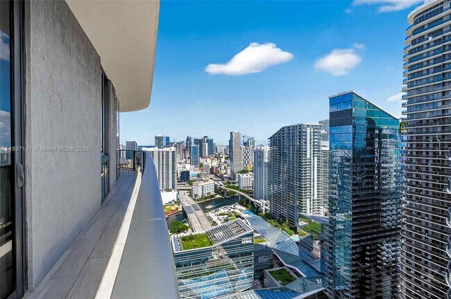 Building Photo - 55 SW 9th St