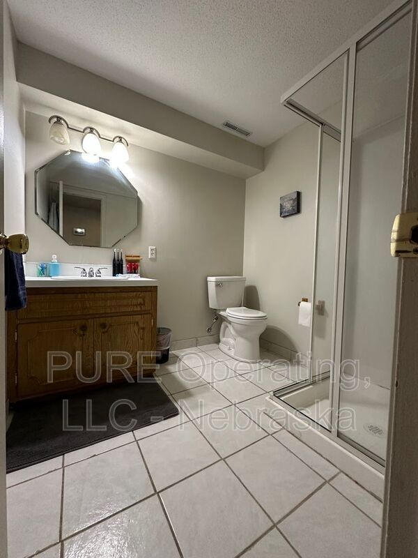 Building Photo - 12904 Marcy St