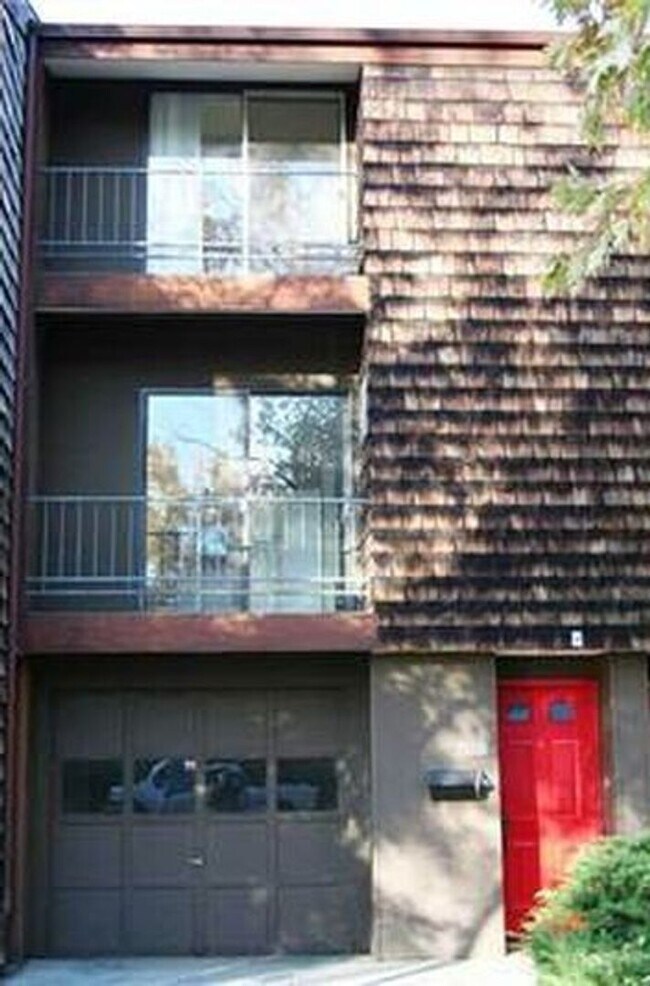 Primary Photo - Condo in the heart of Billings