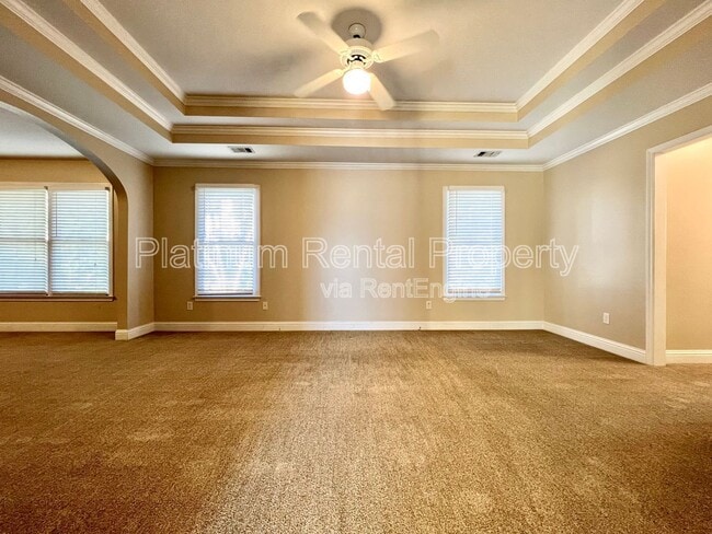 Building Photo - 1460 White Flowers Ln