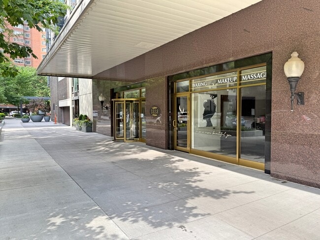 Building Photo - 1313 N Ritchie Ct