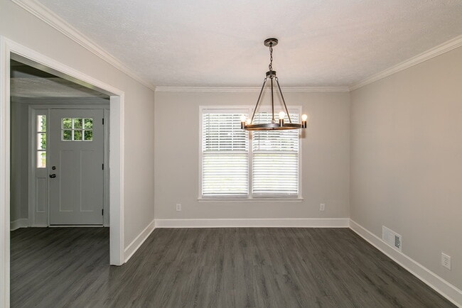 Building Photo - 4143 Meadow Way