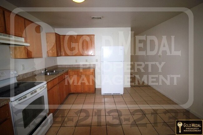 Building Photo - 1812 Aztec Trce