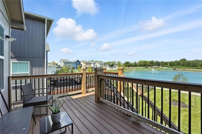 Building Photo - 8708 SW Brickell Dr