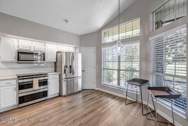 Building Photo - 3737 Constancia Dr
