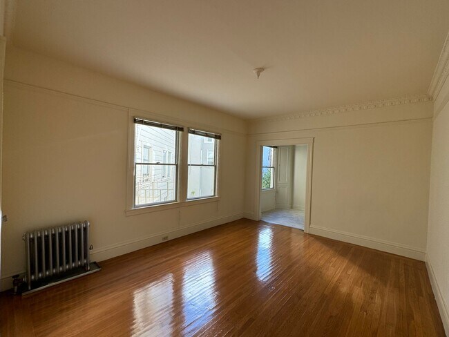 Building Photo - 101 Cervantes Boulevard (918r)