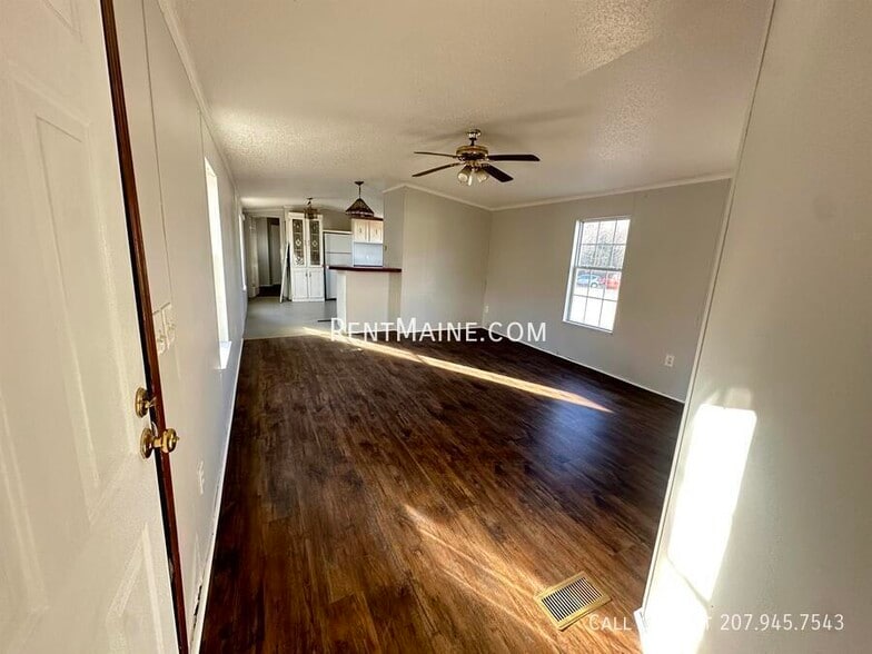 Primary Photo - 20 Bearberry Rd