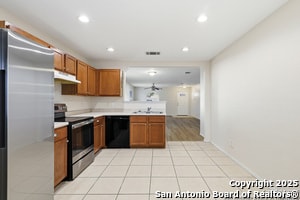 Building Photo - 3922 Azalea Breeze