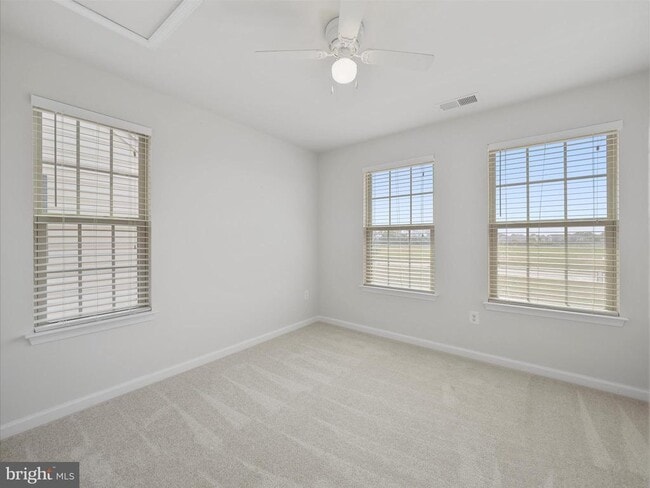 Building Photo - 5904 Leben Dr