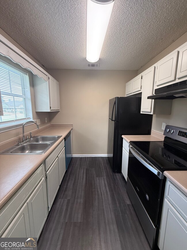 Building Photo - 6 Talbot Ct