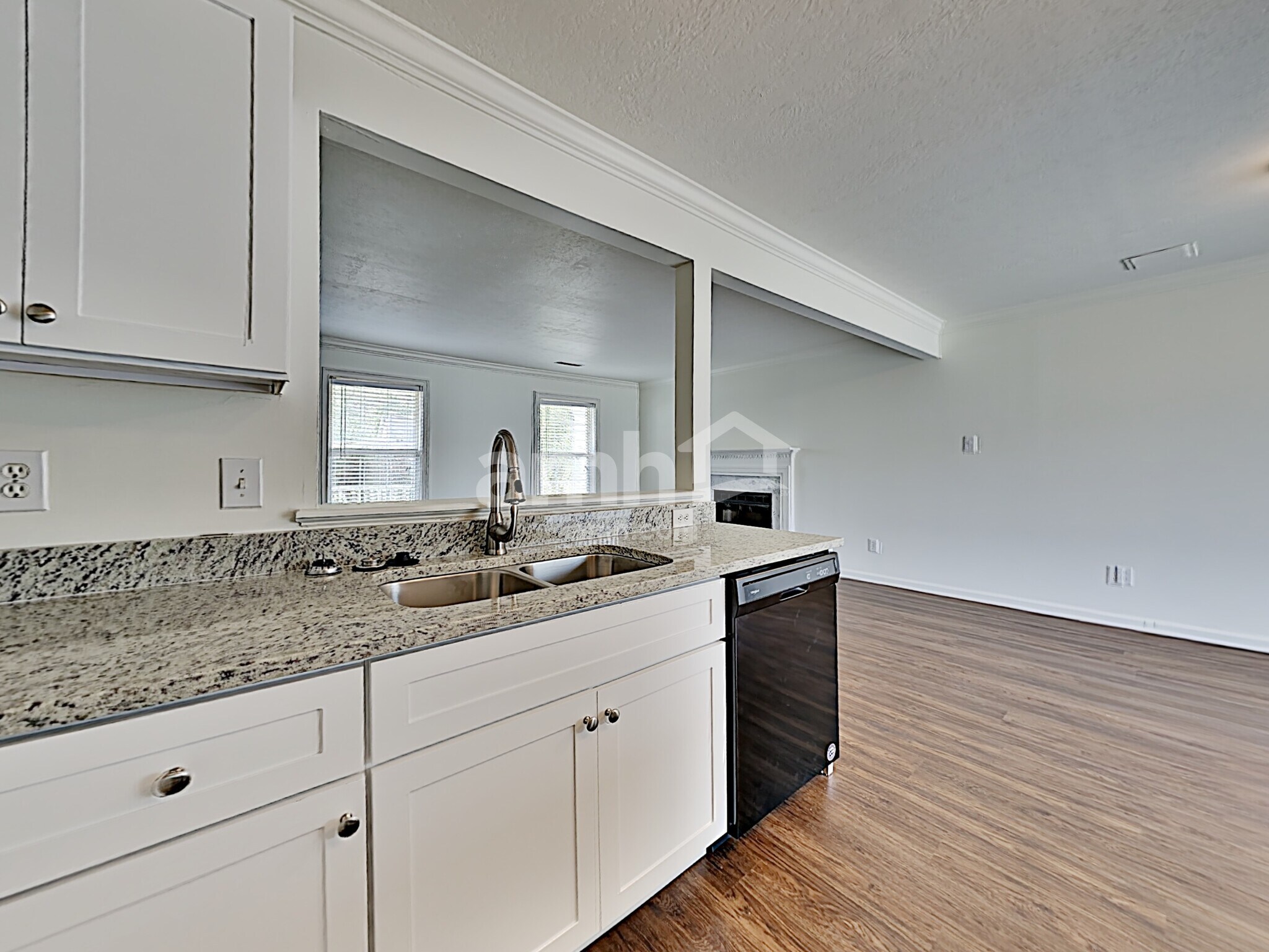 Building Photo - 5721 Gaboury Ln