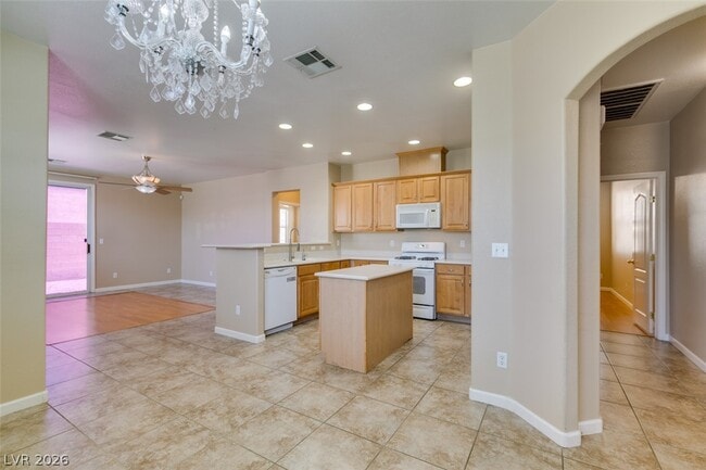 Building Photo - 6840 Frances Celia Ave