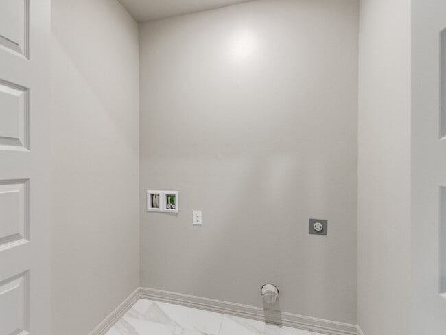 Building Photo - 10601 NW 23rd St