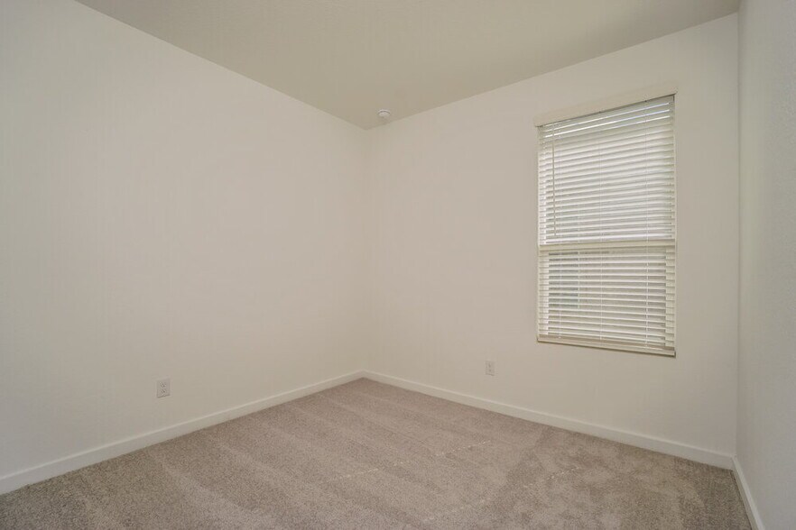 Building Photo - 538 Kayden Ct