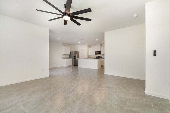 Building Photo - 6714 Topaz Dr