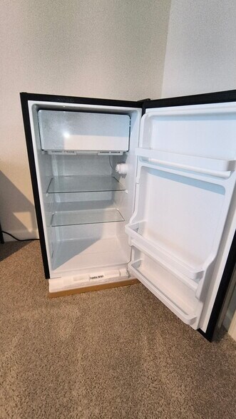 Building Photo - 147 Highgrove Way