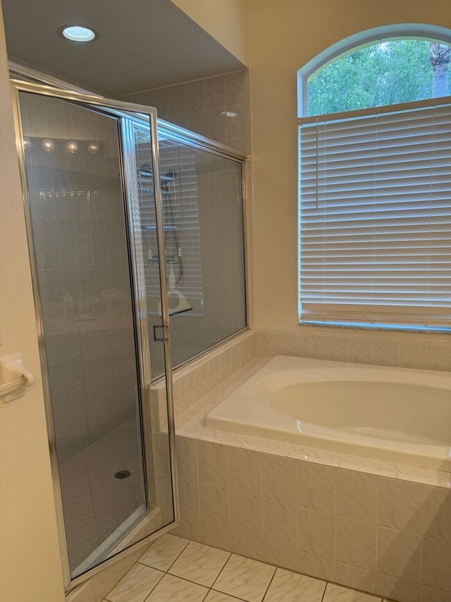 Building Photo - 2209 Ramsgate Ct