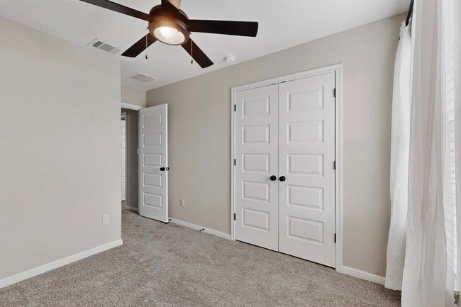 Building Photo - 2025 Arendale Dr