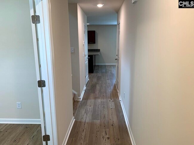 Building Photo - 553 Hatteras Dr