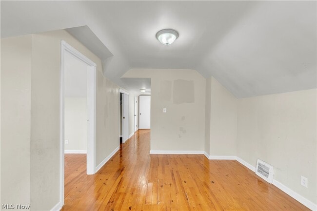 Building Photo - 15901 Edgewood Ave