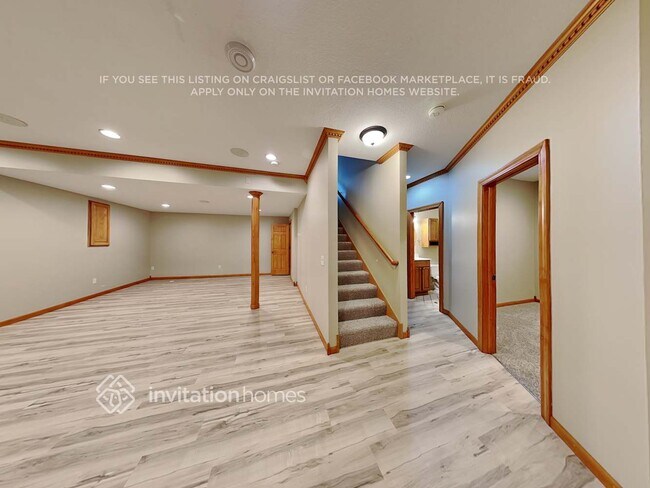 Building Photo - 11802 South Lake Boulevard Northeast