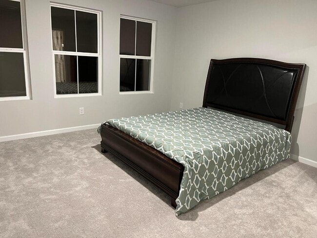 Building Photo - 147 Pine Gate Dr