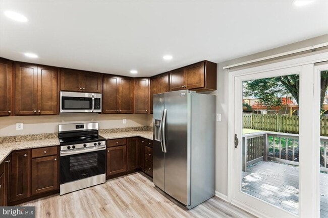 Building Photo - 8345 Silver Trumpet Dr