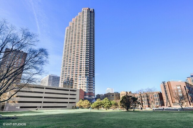 Building Photo - 3660 N Lake Shore Dr