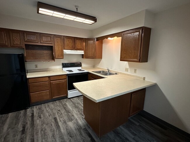 Building Photo - Waterfront Apartments II