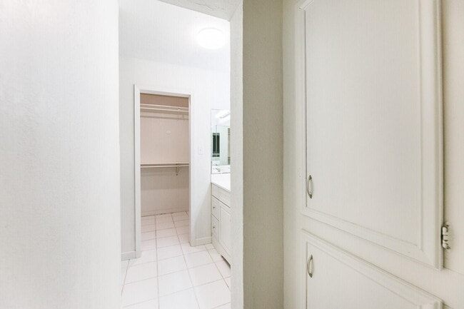 Building Photo - 4714 46th St