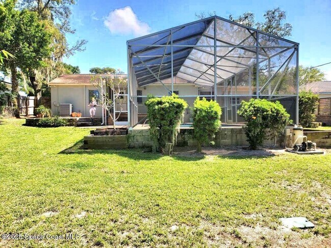 Building Photo - 216 Broadview Dr