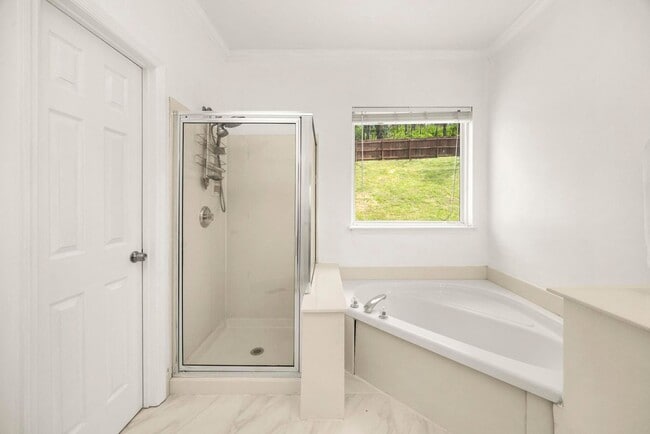 Building Photo - 513 Cold Stream Pl