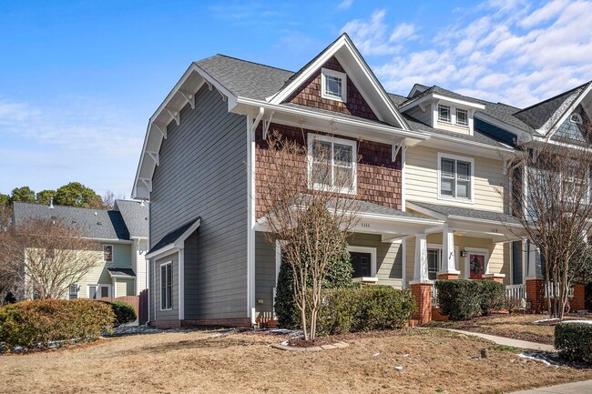 Primary Photo - ADORABLE AND COZY-Come see this townhome i...